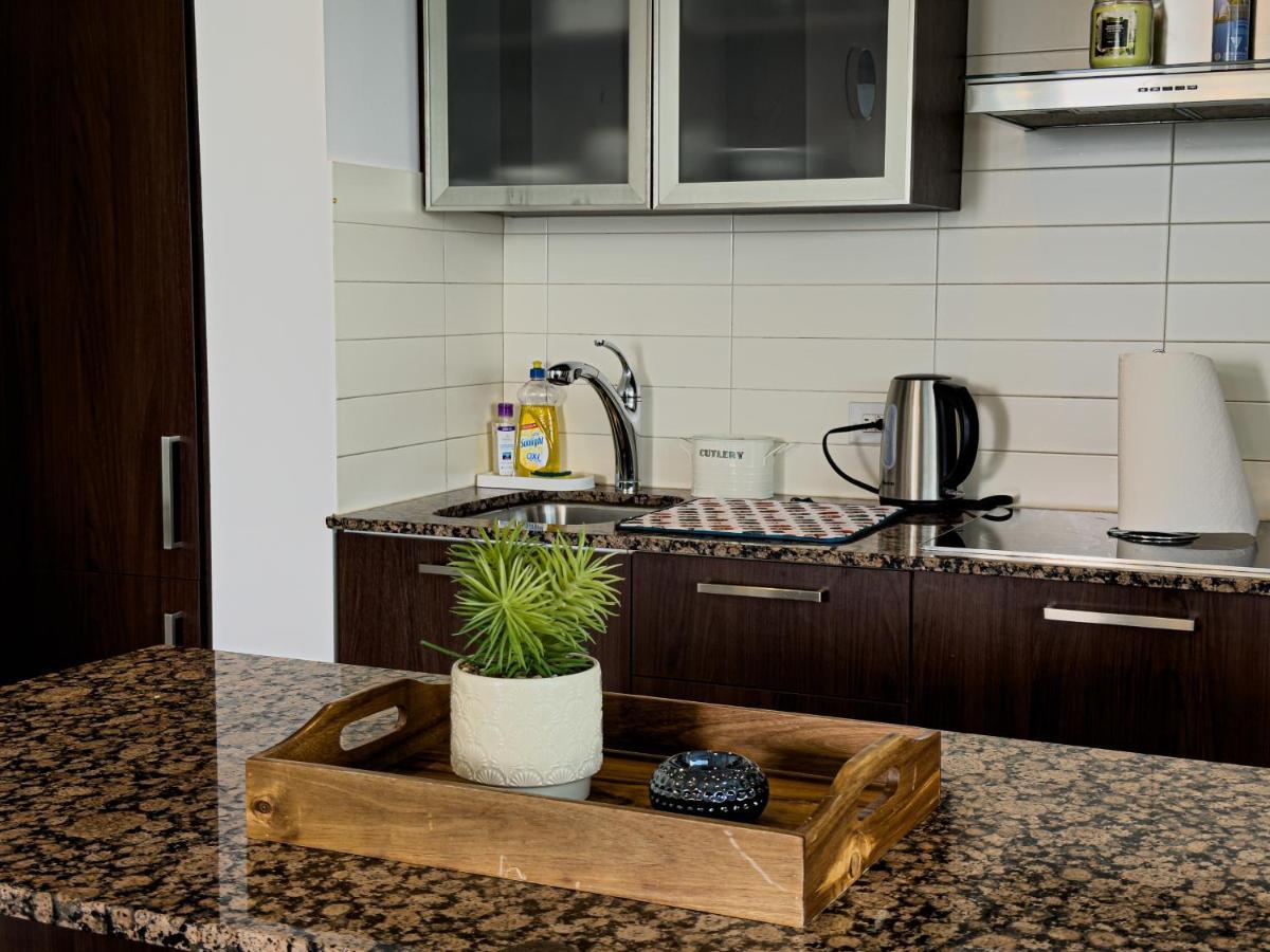 Luxury 2 Bedrooms With Lakeview Cn Tower Entertainment District Rogers Centre Toronto Extérieur photo