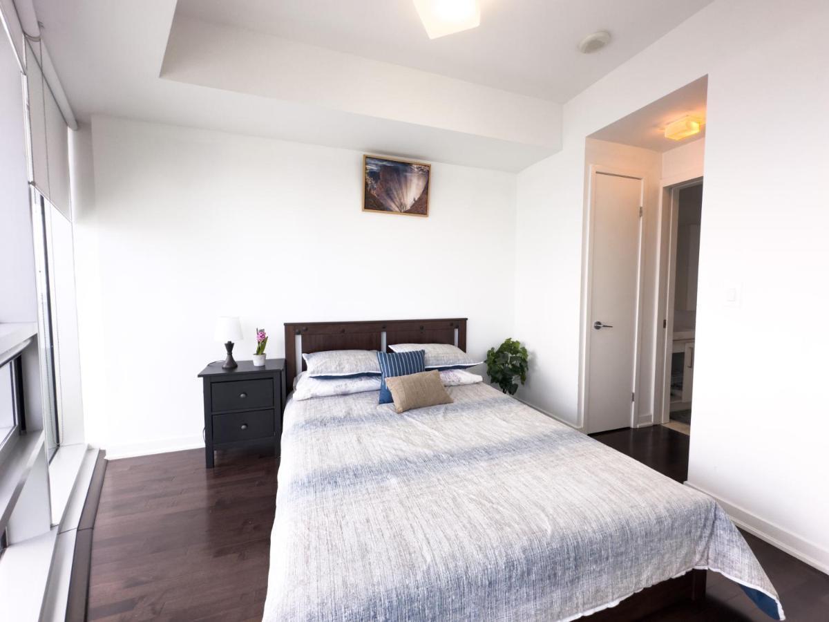 Luxury 2 Bedrooms With Lakeview Cn Tower Entertainment District Rogers Centre Toronto Extérieur photo