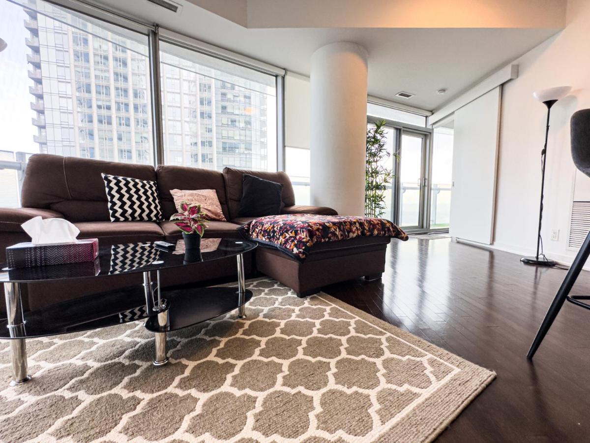 Luxury 2 Bedrooms With Lakeview Cn Tower Entertainment District Rogers Centre Toronto Extérieur photo